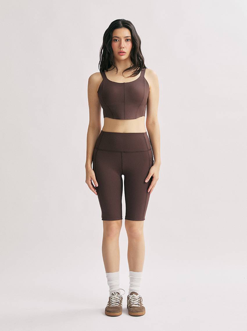 กางเกงออกกำลังกายขาสั้น-ดีเทลมีกระเป๋าข้าง